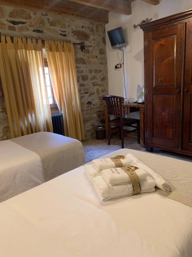 Habitaciones Rurales La Vertedera I Villar de Ciervo Esterno foto